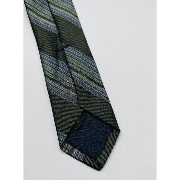 Elie Tahari Men's 100% Silk Tie Green & Blue striped Pattern Made in the USA - Picture 10 of 10